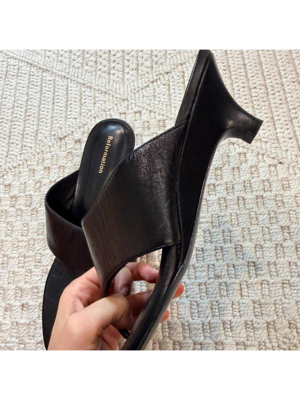 Reformation Sherlyn Wedge Thong Sandal - Picture 6 of 8